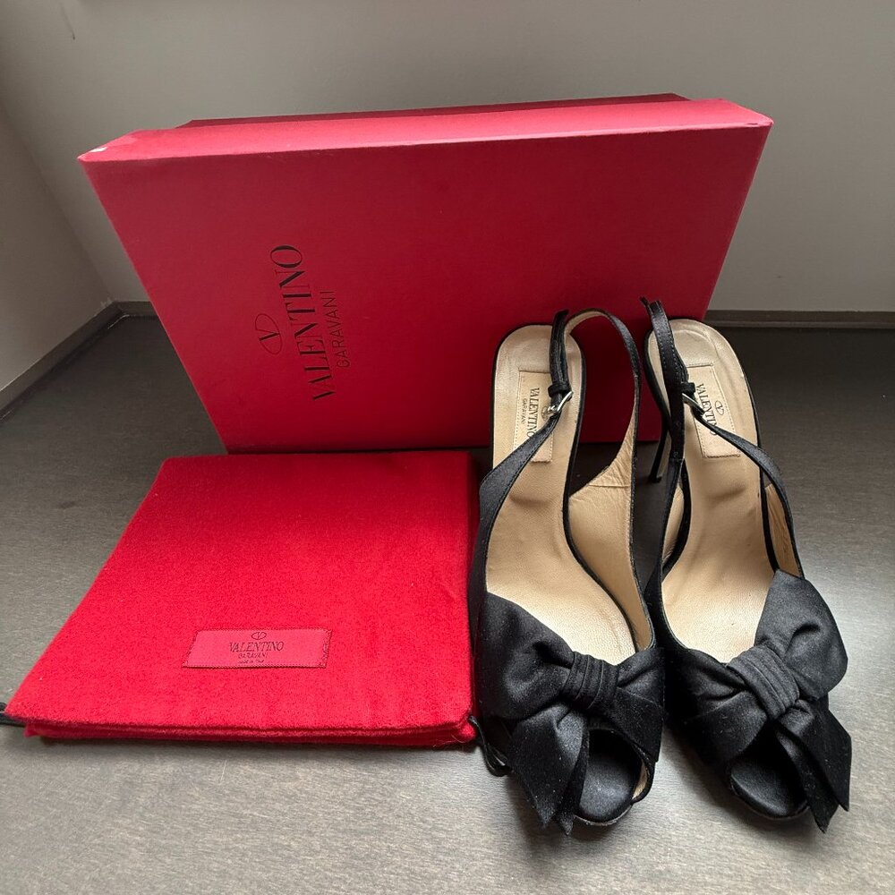Valentino Garavani Black Satin Bow Accents Slingback Heels Size 36